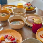 Platos del desayuno buffet de Artesano Desayuno Buffet en Ibarra, Ecuador